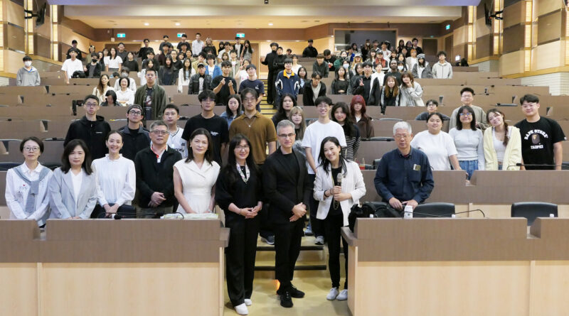 銘傳藝術中心Steven Holl水彩展亞洲首展 核心合夥人Roberto Bannura解析從手繪到建築的創作歷程